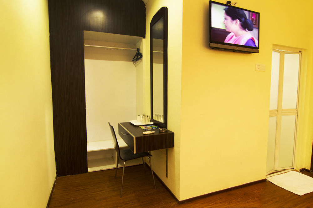 Oyo 327 Buddys Hotel كوالالمبور المظهر الخارجي الصورة