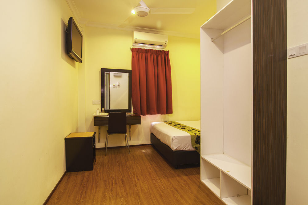 Oyo 327 Buddys Hotel كوالالمبور المظهر الخارجي الصورة