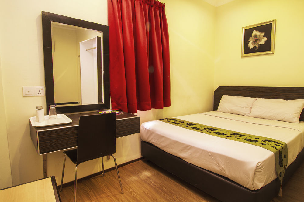 Oyo 327 Buddys Hotel كوالالمبور المظهر الخارجي الصورة